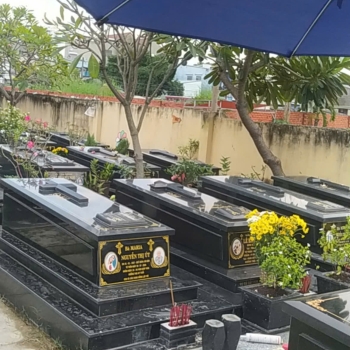 Mộ Đá Thiên Thu